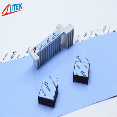 5.0mmT, das elektrisch Kühlkörper-Auflagen-blauen Silikonkautschuk für Notizbuch lokalisiert