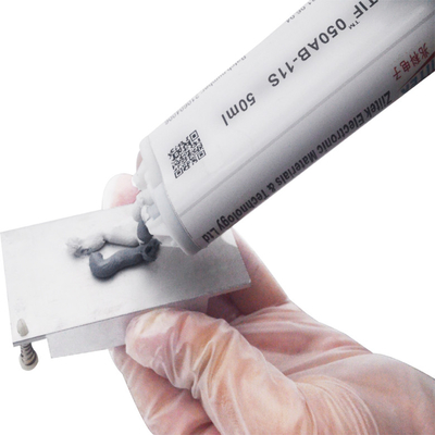 Wärmedämmung Fettleitende Silikonpaste Kühlung 5.0W/mk kundenspezifische Wärmepaste