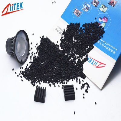 Schwarze Nylon-Wärmeleitende Kunststoffe 1,5 Watt Flexible Formfähigkeit Gehäuse Wärmewaschbecken