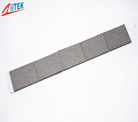 Hoher magnetischer Verlust 1,5 W/m·K Wärmeleitfähigkeit Wärmeleitendes absorbierendes Material, das in Automobilelektronik und EMI-Abschirmungslösungen verwendet wird