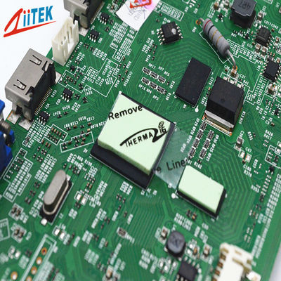 Elektrisch isoliertes Silikon-Wärmepad, wärmeleitendes Siliziummaterial für Anzeigekarten