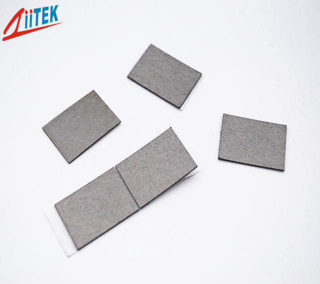 Hoher magnetischer Verlust 1,5 W/m·K Wärmeleitfähigkeit Wärmeleitendes absorbierendes Material, das in Automobilelektronik und EMI-Abschirmungslösungen verwendet wird