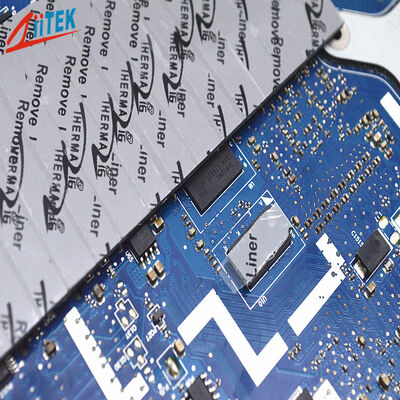 UL- und RoHs-zertifiziertes selbstklebendes 3-W-Thermo-Gap-Pad mit hoher Leitfähigkeit für die CPU-/GPU-Kühlung von Computern