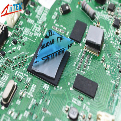5,0 W graues Wärmeleitpad aus Silikon mit flammhemmenden Eigenschaften für die Automobil- und Industrieelektronik